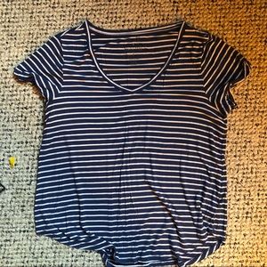 American Eagle striped tee